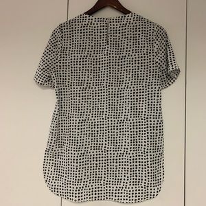 danielrainn polka dot short sleeve top size Small
